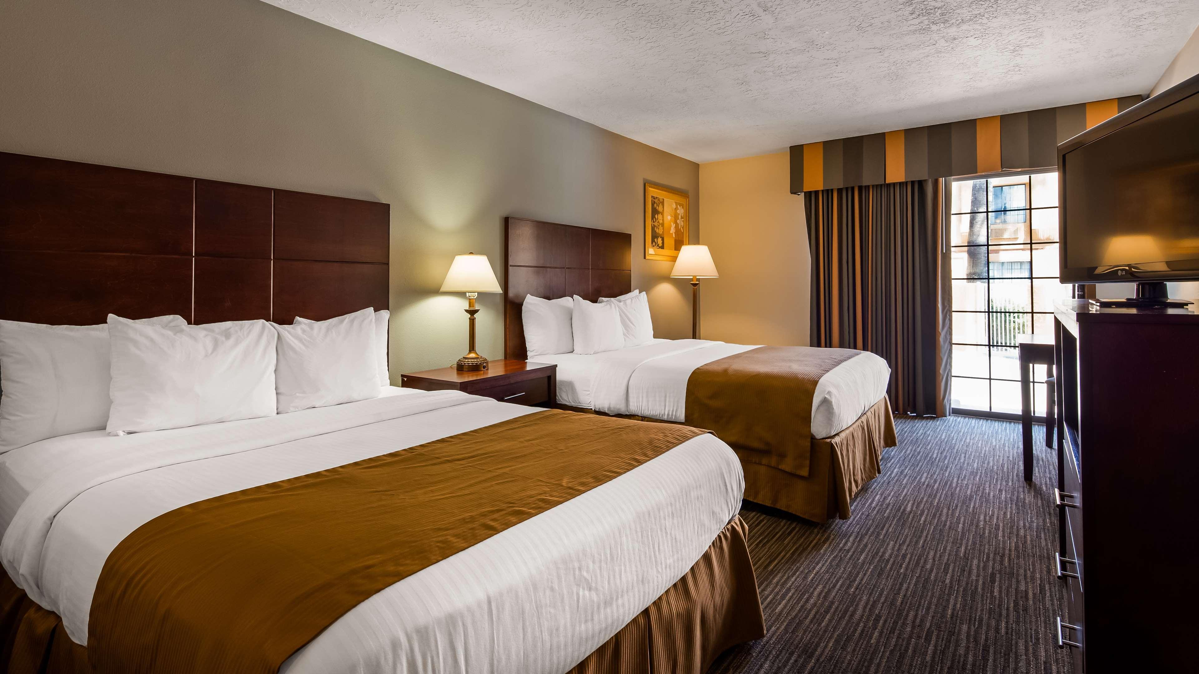 Best Western Green Valley Inn Buitenkant foto