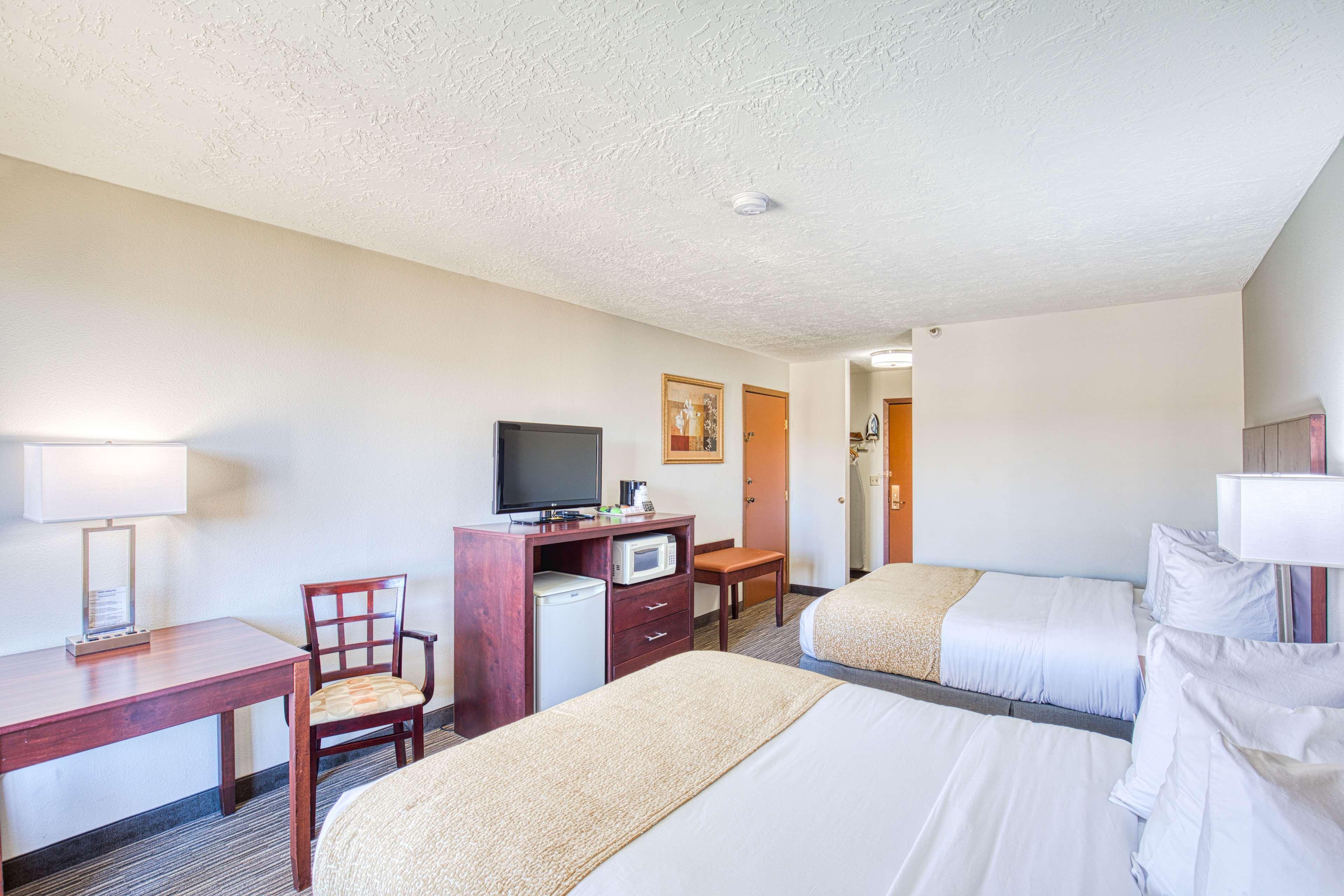 Best Western Green Valley Inn Buitenkant foto