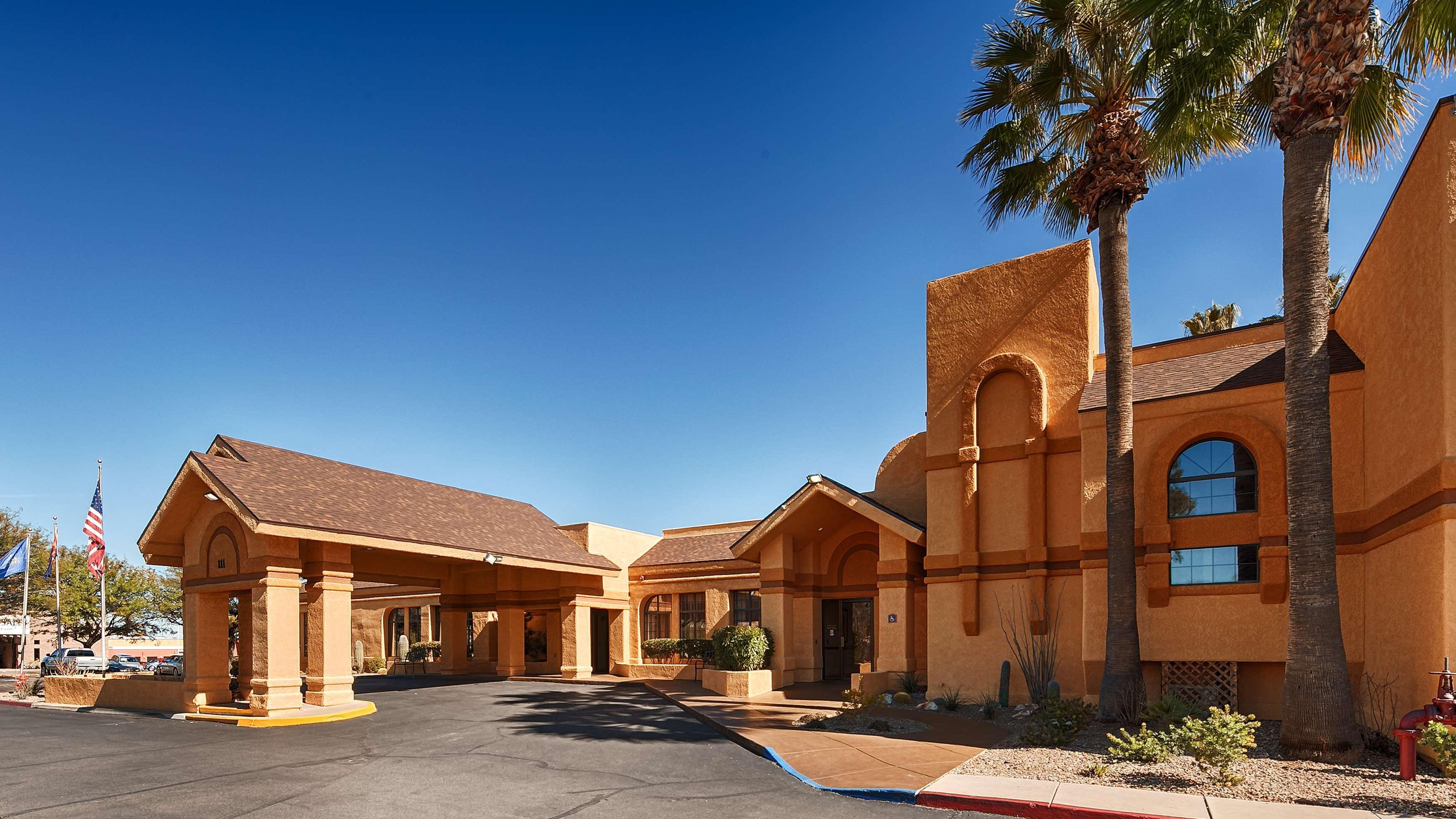 Best Western Green Valley Inn Buitenkant foto